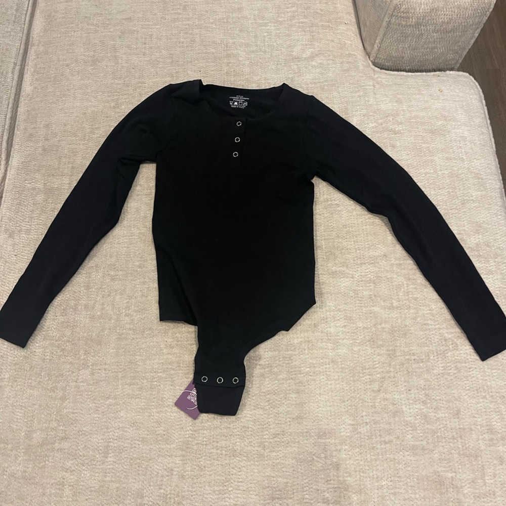 Black long sleeved bodysuit, Womens size S/XS, Heyshape, new with tags